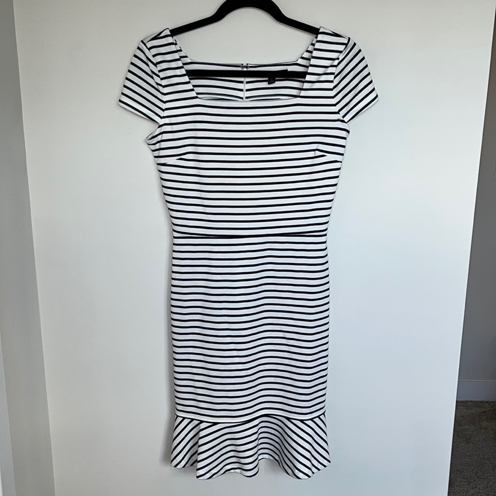 Banana Republic Factory striped minidress — tall length